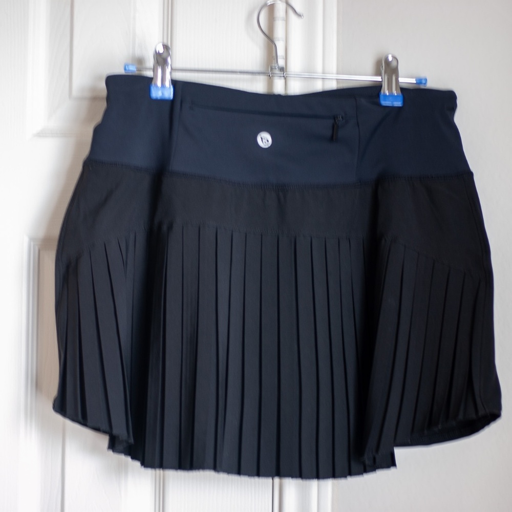 Baleaf Women's Mini Skirt - Black